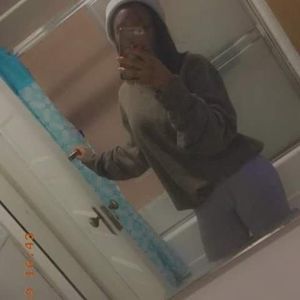 Meet your Posher, Macy